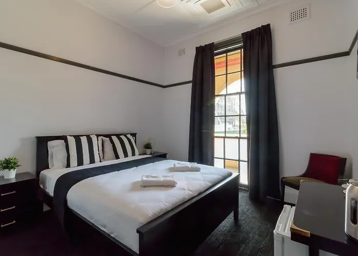 Queen Room